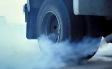 Почему из дизельного двигателя идет белый дым?